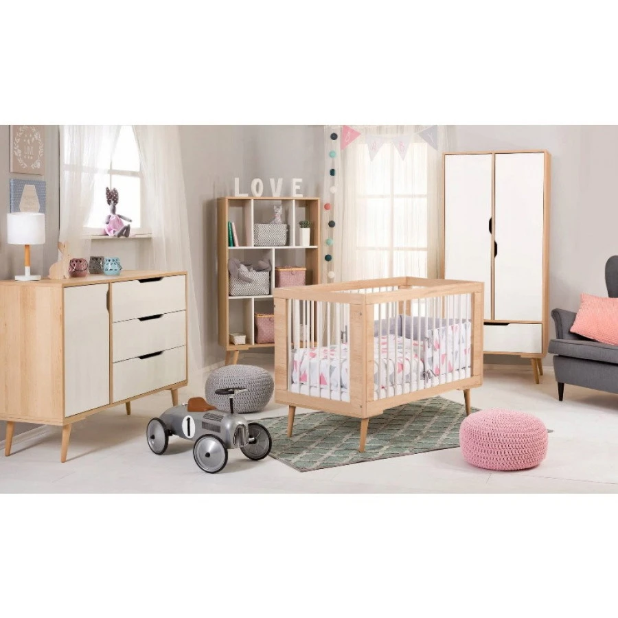 Babykamer Marloes Naturel: Ledikant, Commode & 3-Deurskast 1 Babykamer Marloes Naturel: Ledikant, Commode & 3-Deurskast