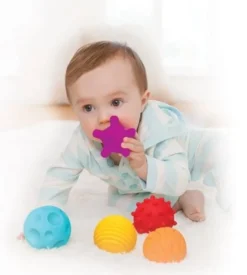 Infantino Sensory Balls Blocks & Buddies Set BK-05373 -Beste Babyproducten b kids sensory multi ball set speelballetjes 3 1
