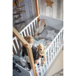 Bellamy Pinette Babykamer: Ledikant/Juniorbed, Commode En 2-Deurskast -Beste Babyproducten bellamy pinette babykamer 06 2