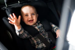 Ding Mace Black/Grey 360° I-Size Autostoel 0-36kg DI-111917 26 Ding Mace Black/Grey 360° I-Size Autostoel 0-36kg DI-111917 -Beste Babyproducten di 111917 lifestyle 03 1