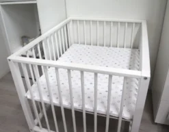 MamaLoes White/Grey Stars Boxdek W-388588 -Beste Babyproducten mamaloes white grey stars boxdek w 388588